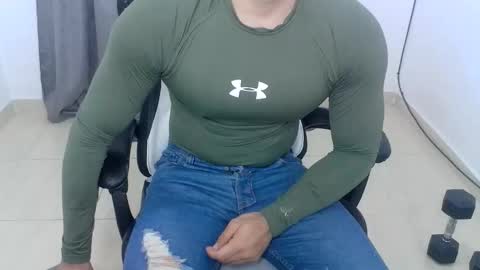 andres180950734 online show from 10.30.25