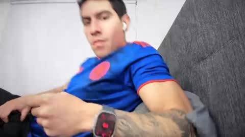 Snapshot of andresjuan92 chatting on 07.04.26 onlyfanscallmegotter online show from 07.04.26