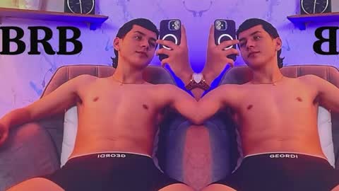 Snapshot of andrew_restrepo chatting on 10.01.25 andrew restrepo online show from 10.01.25