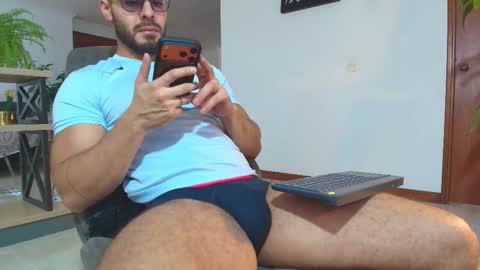 Snapshot of andrew_west_ chatting on 11.28.25 ANDREW WEST online show from 11.28.25