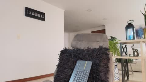 Snapshot of andrew_west_ chatting on 12.05.25 ANDREW WEST online show from 12.05.25