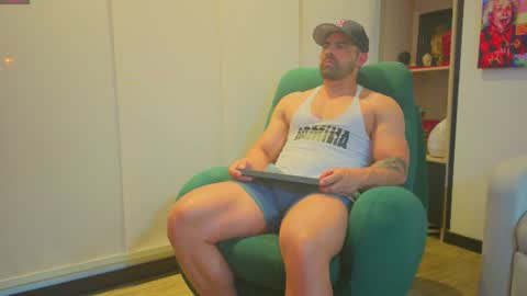 Snapshot of andrewfame chatting on 06.14.26 Andrew online show from 06.14.26