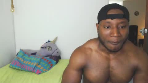 Snapshot of andrewoconnor__ chatting on 12.02.24 Andrew Oconnor online show from 12.02.24