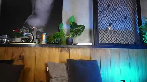 Snapshot of andrewortix chatting on 05.14.26 AndreWortix online show from 05.14.26