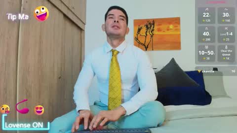 Snapshot of andrewstelee chatting on 09.27.25 andrewstelee online show from 09.27.25