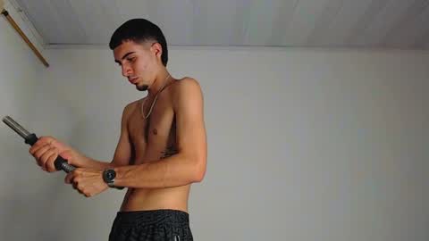 andriuhot066 online show from 12.02.24