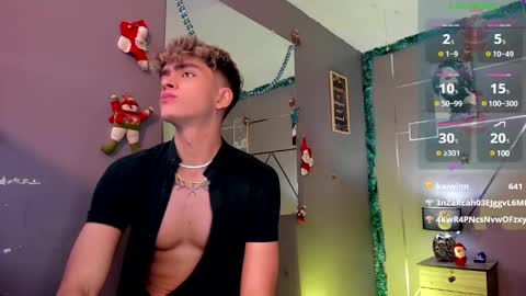 Snapshot of andrius_24 chatting on 12.19.24      online show from 12.19.24