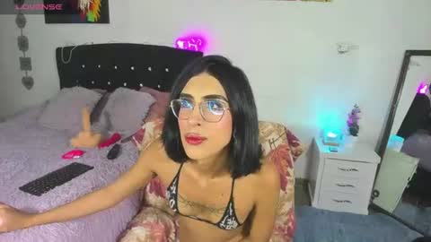 Snapshot of andromedashine chatting on 07.21.26 vero paez online show from 07.21.26