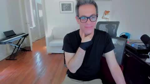 Snapshot of andy0pandi chatting on 12.05.24 Andrew online show from 12.05.24