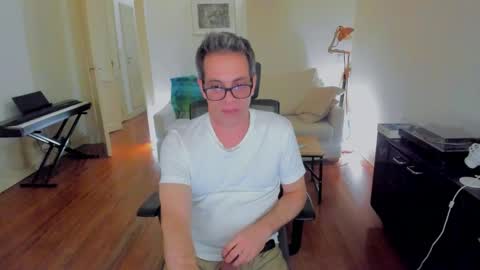 Snapshot of andy0pandi chatting on 12.17.24 Andrew online show from 12.17.24