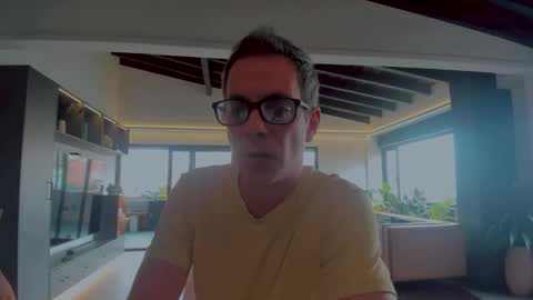 Snapshot of andy0pandi chatting on 03.05.25 Andrew online show from 03.05.25