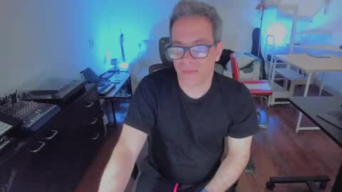 Snapshot of andy0pandi chatting on 10.05.25 Andrew online show from 10.05.25