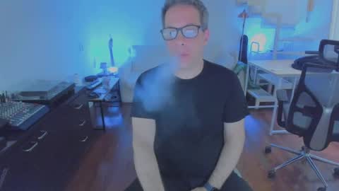 Snapshot of andy0pandi chatting on 11.03.25 Andrew online show from 11.03.25