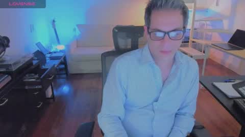 Snapshot of andy0pandi chatting on 08.09.26 Andrew online show from 08.09.26