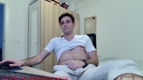 Snapshot of andy2xl chatting on 02.01.25 Andy Piper online show from 02.01.25