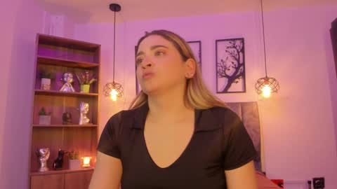 Snapshot of andy_and_emma chatting on 12.17.24 andy_and_emma online show from 12.17.24