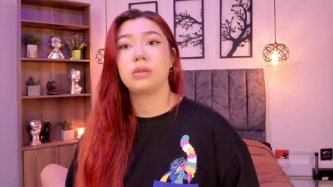 Snapshot of andy_and_emma chatting on 12.26.24 andy_and_emma online show from 12.26.24