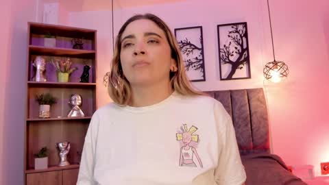 Snapshot of andy_and_emma chatting on 01.15.25 andy_and_emma online show from 01.15.25