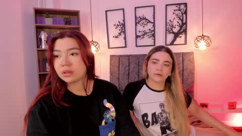 Snapshot of andy_and_emma chatting on 01.22.25 andy_and_emma online show from 01.22.25