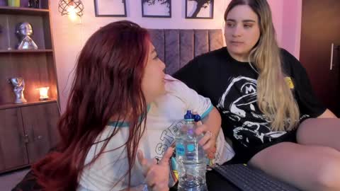 Snapshot of andy_and_emma chatting on 01.30.25 andy_and_emma online show from 01.30.25