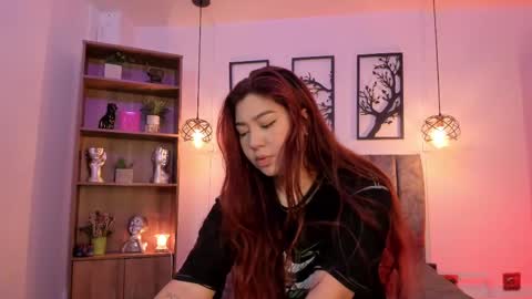 Snapshot of andy_and_emma chatting on 02.12.25 andy_and_emma online show from 02.12.25