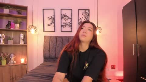 Snapshot of andy_and_emma chatting on 02.16.25 andy_and_emma online show from 02.16.25