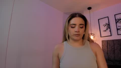 Snapshot of andy_and_emma chatting on 02.18.25 andy_and_emma online show from 02.18.25