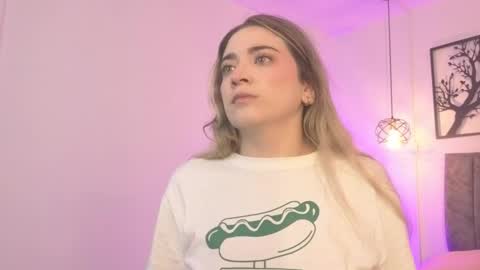 Snapshot of andy_and_emma chatting on 02.01.26 andy_and_emma online show from 02.01.26