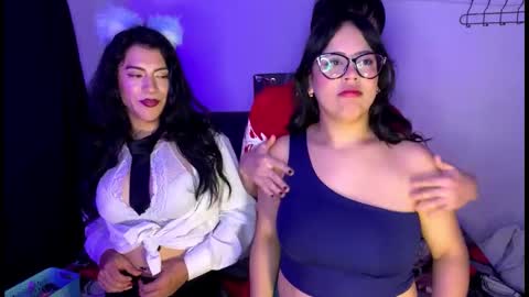 Snapshot of andy_emily chatting on 03.03.26 andy_emily online show from 03.03.26