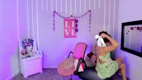 Andrea online show from 02.24.25