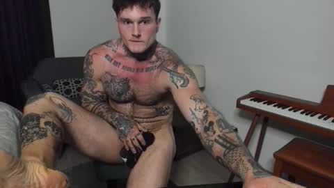 Snapshot of andy_hunk chatting on 01.10.26 Andrew online show from 01.10.26