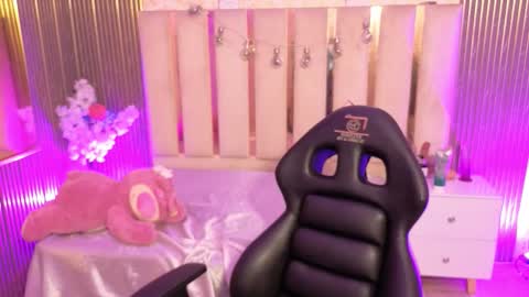 Snapshot of andy_tay1 chatting on 12.01.25 Andy tay online show from 12.01.25