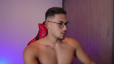 Snapshot of andy_weld chatting on 09.17.25 my onlyfans online show from 09.17.25