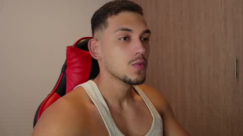 Snapshot of andy_weld chatting on 09.18.25 my onlyfans online show from 09.18.25
