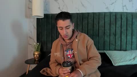 Snapshot of andyjoy_ chatting on 01.06.26 Andy Joy online show from 01.06.26