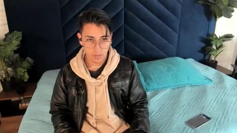 Snapshot of andyjoy_ chatting on 01.11.26 Andy Joy online show from 01.11.26