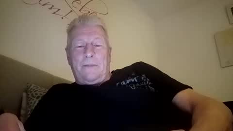 andyk1704 online show from 01.23.25
