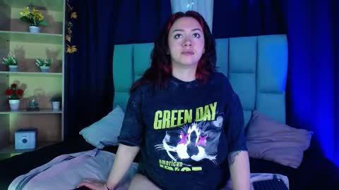 Snapshot of andylovera_ chatting on 12.16.25 Andy online show from 12.16.25