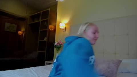 Anet Dream online show from 12.02.25