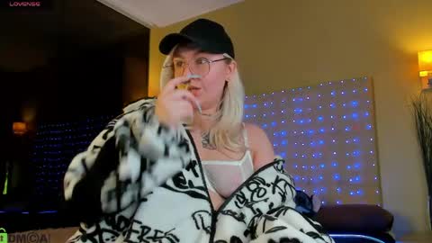 Anet Dream online show from 04.18.26