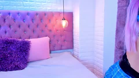 anette_bennet online show from 10.21.25