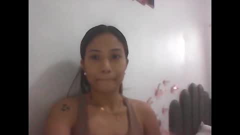 Snapshot of ange011 chatting on 04.25.26 ange011 online show from 04.25.26