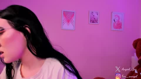 Angel  online show from 03.26.26