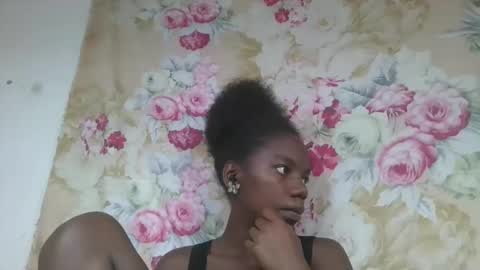 Snapshot of angeeliine chatting on 02.28.26 angeeliine online show from 02.28.26