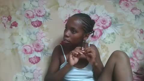 Snapshot of angeeliine chatting on 03.02.26 angeeliine online show from 03.02.26