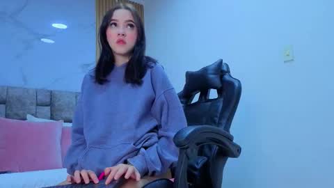 angel__kiss online show from 11.13.25