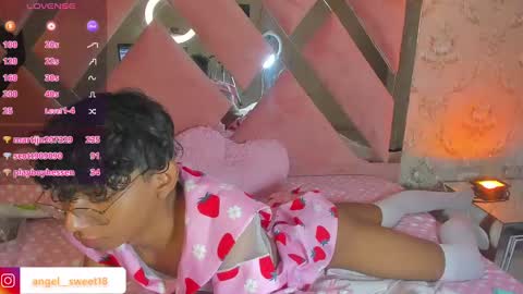 Snapshot of angel__sweet18 chatting on 12.07.24 online show from 12.07.24