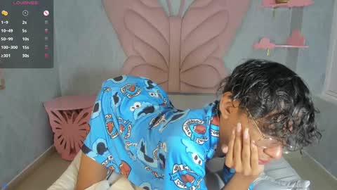 Snapshot of angel__sweet18 chatting on 02.27.25 online show from 02.27.25