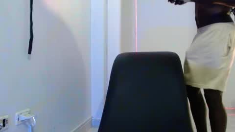 Snapshot of angel_blakee chatting on 12.07.24 Angel Blake online show from 12.07.24