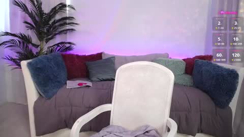 Snapshot of angel_claire chatting on 01.18.25 Claire - be back soon online show from 01.18.25